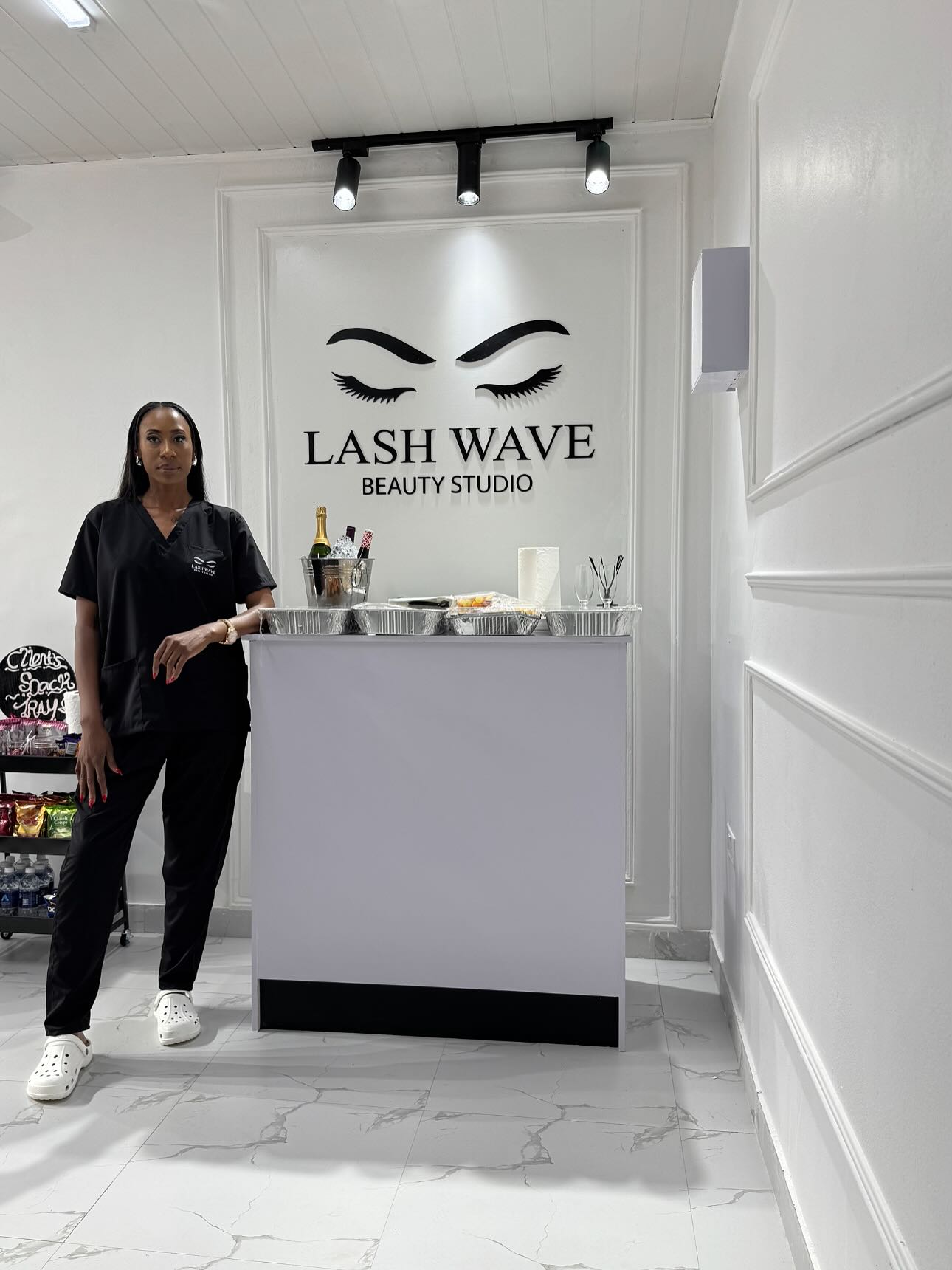 Lash Wave