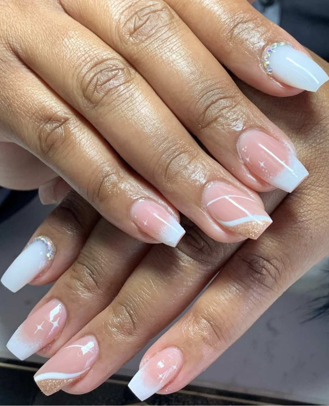 LolasBeautyBar