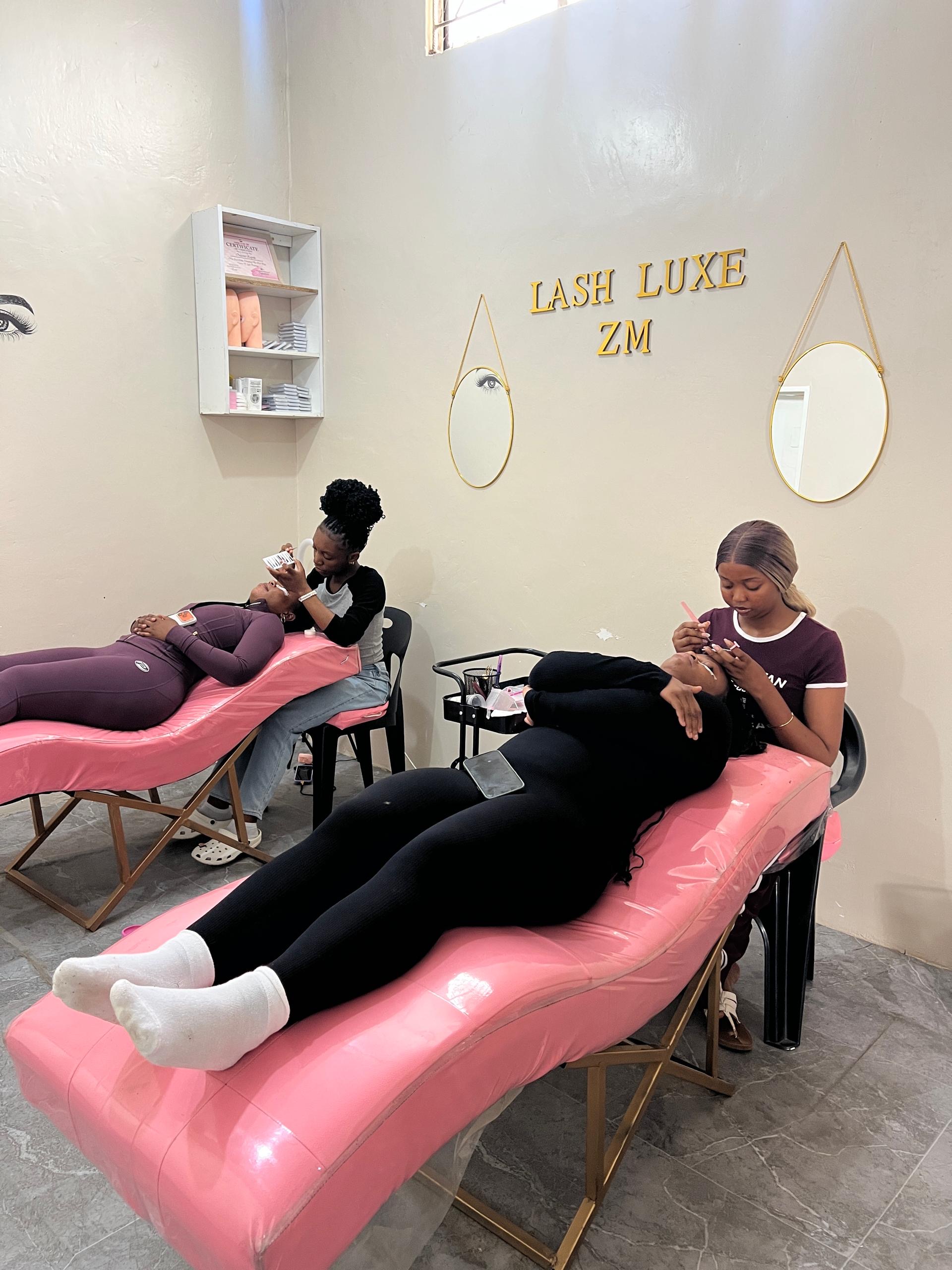 Lash Luxe