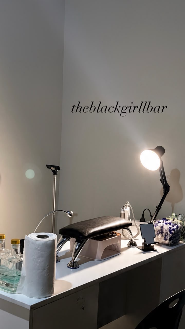 TheBlackGirllBar